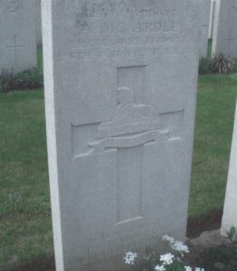 Arthur McCardle's headstone in Delsaux Farm Cemetery, Beugny, in northern France